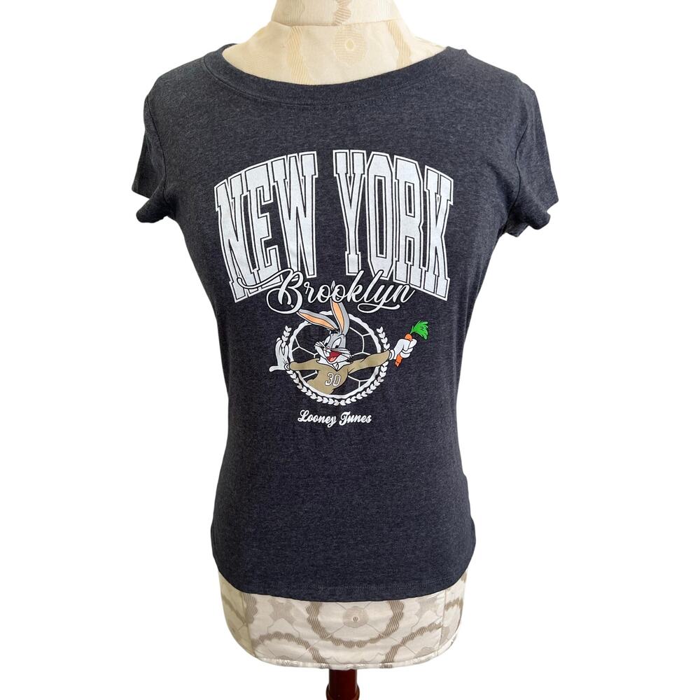 Looney Tunes New York Fitted Short Sleeve T-Shirt Medium